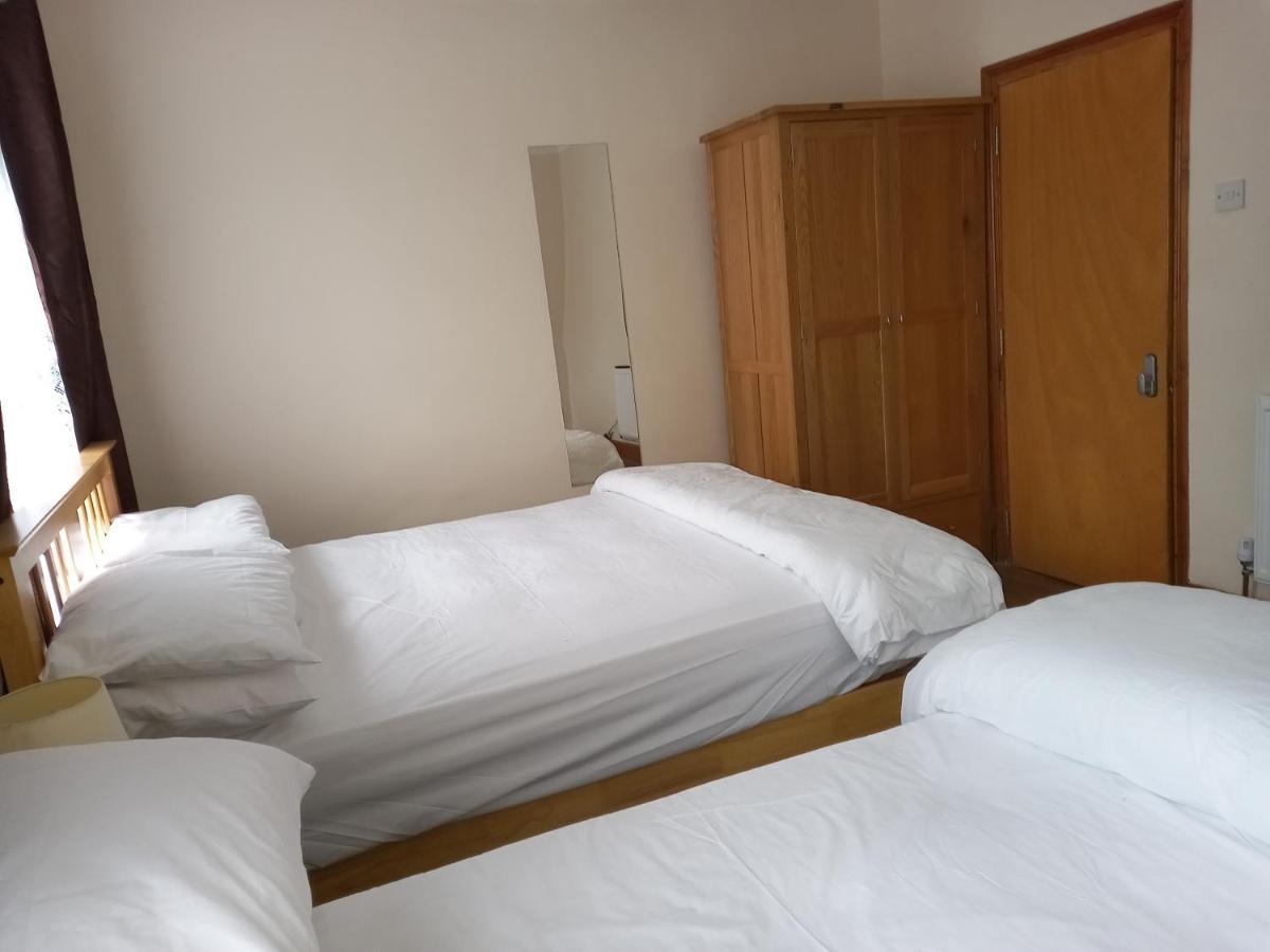 Bubblesbnb- 4 Bedroom House London Luaran gambar
