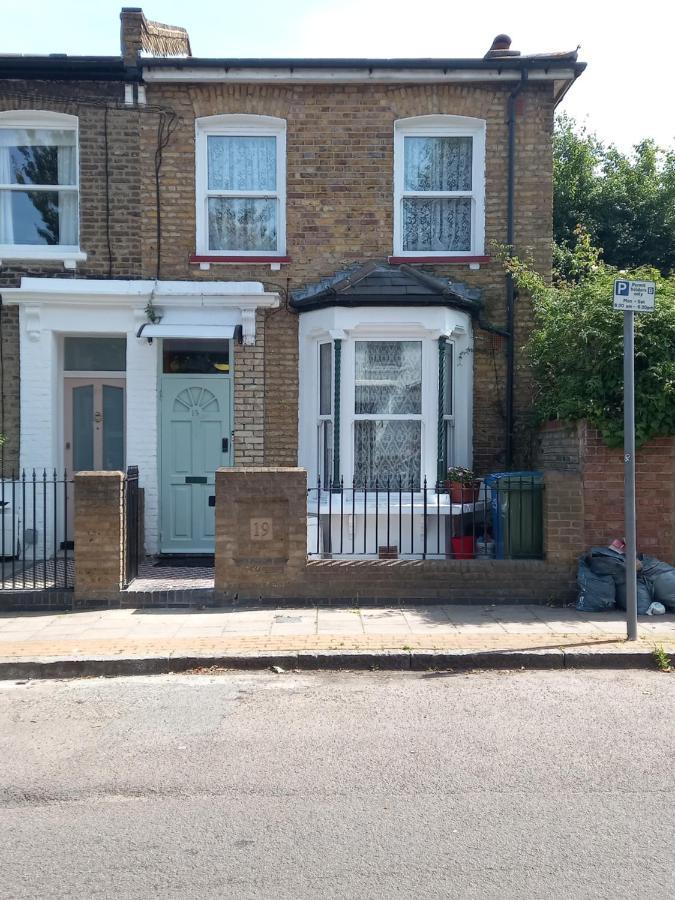 Bubblesbnb- 4 Bedroom House London Luaran gambar