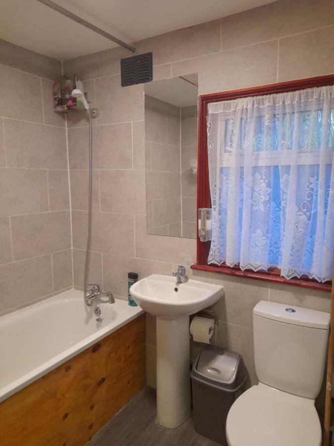Bubblesbnb- 4 Bedroom House London Luaran gambar