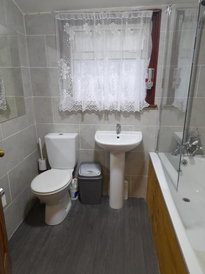 Bubblesbnb- 4 Bedroom House London Luaran gambar
